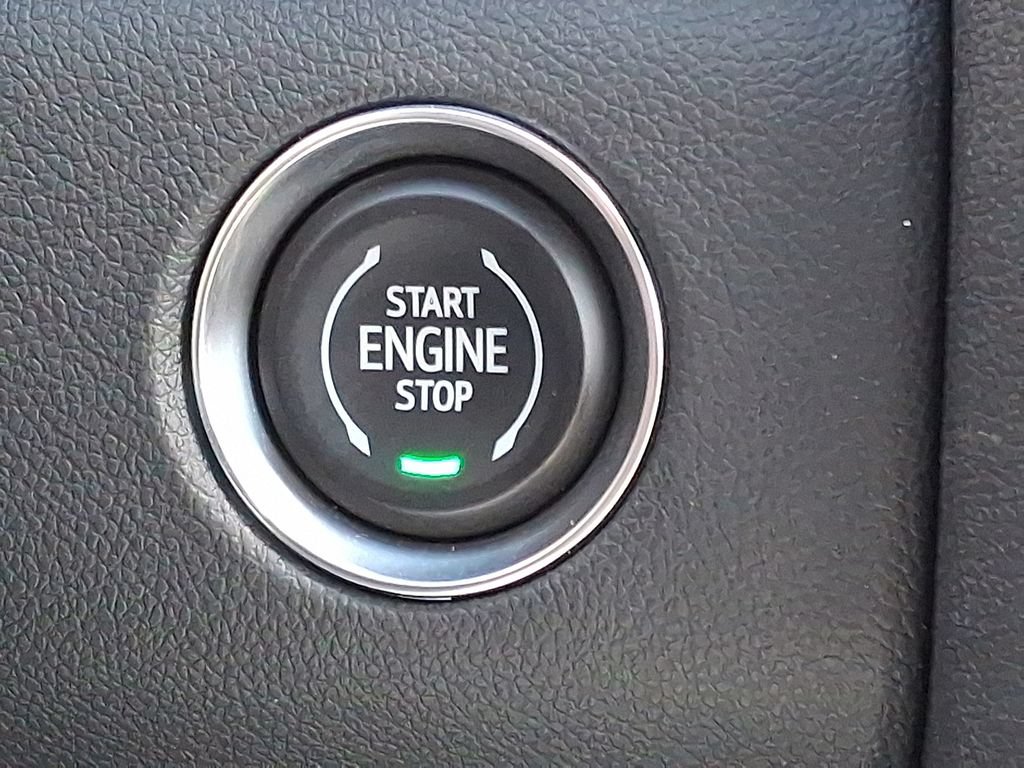 New 2025 GMC Acadia Elevation FWD image 15