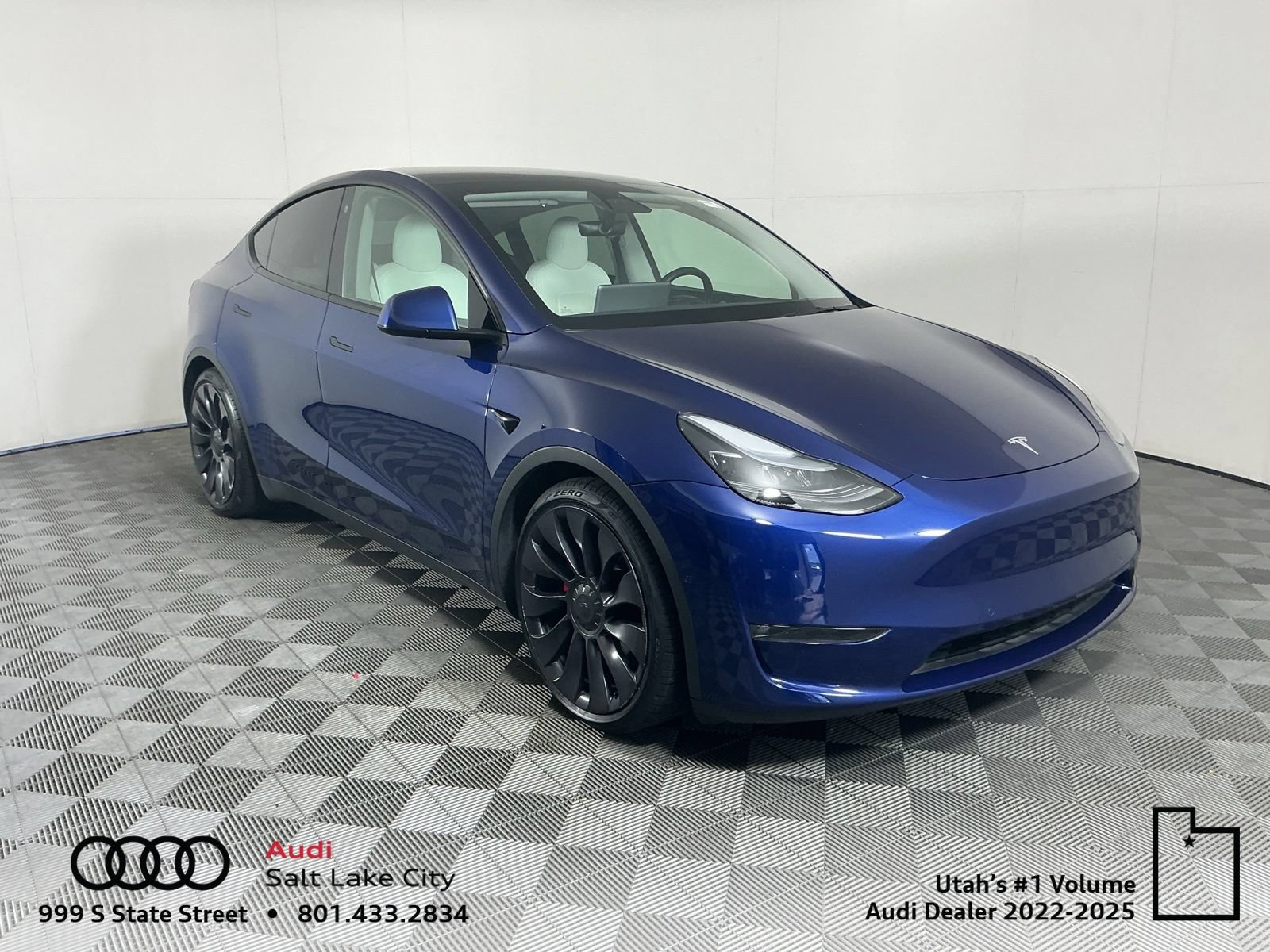 Used 2021 Tesla Model Y Performance AWD/4WD image 1