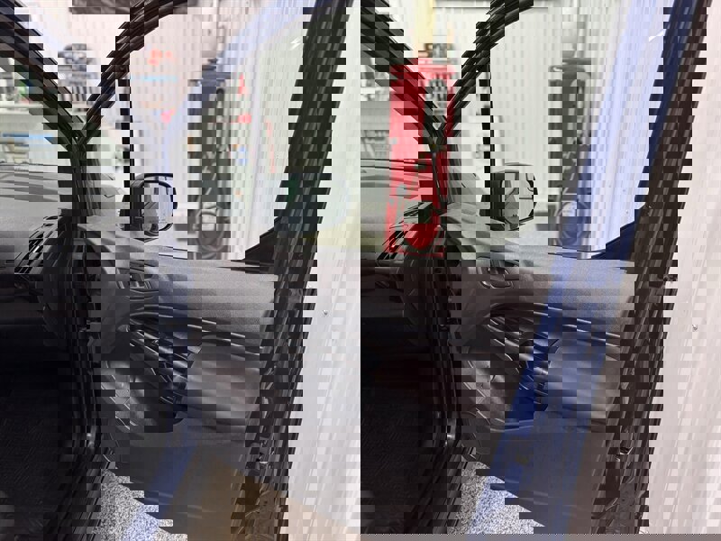 Used 2018 Ford Transit Connect XL image 21