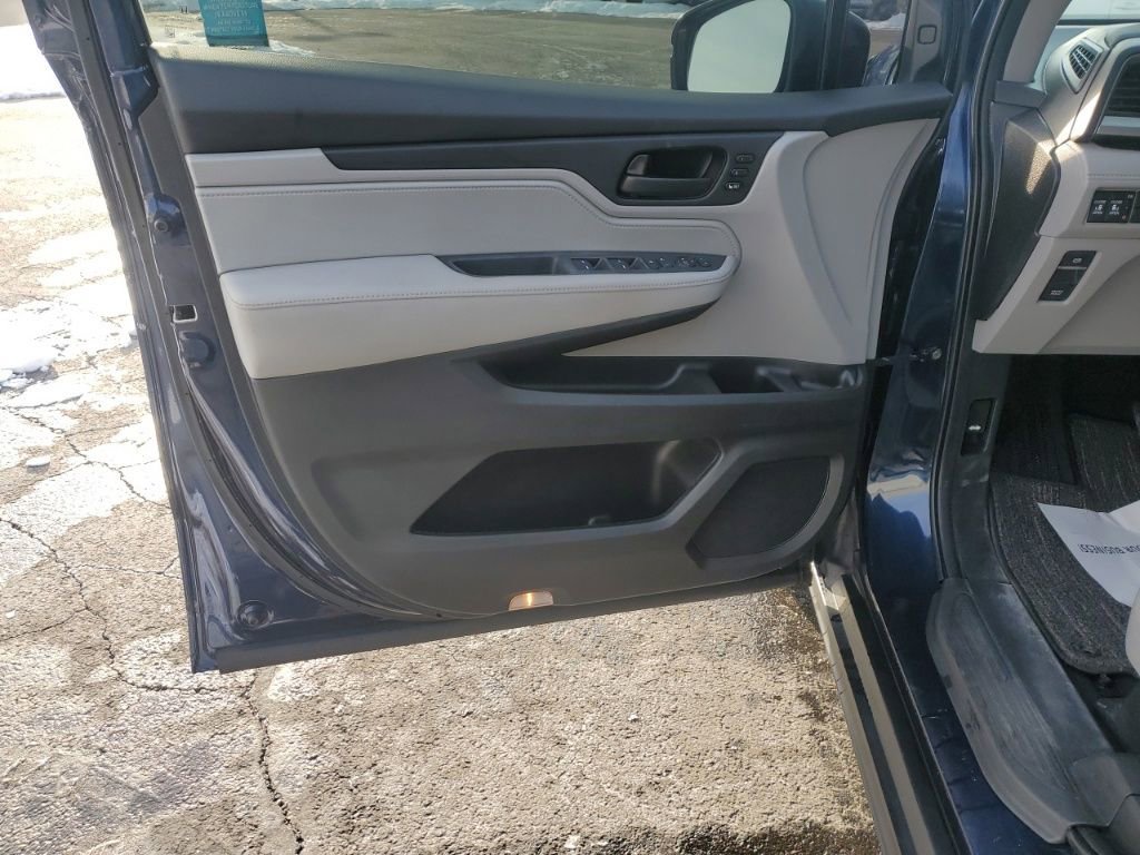 Used 2023 Honda Odyssey EX-L image 11