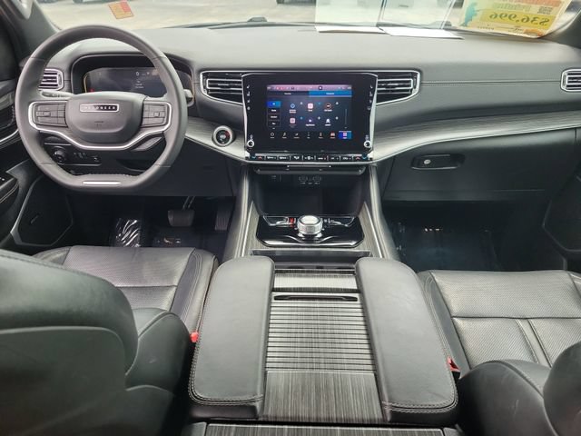 Used 2024 Jeep Wagoneer Series II w/ Flexible Seating Group RWD image 13