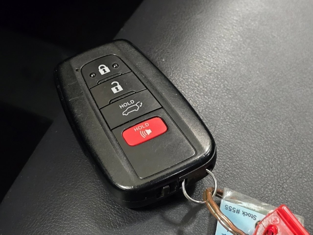 Certified 2019 Toyota RAV4 Limited w/ Advanced Technology Package image 33