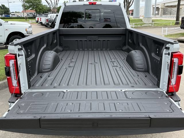 Used 2026 Ford F450 Platinum w/ Platinum Plus Package AWD/4WD image 29
