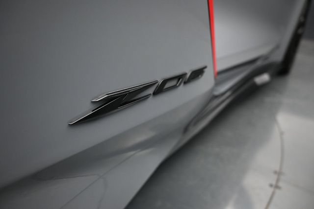 Used 2025 Chevrolet Corvette Z06 w/ Stealth Interior Trim Package RWD image 20