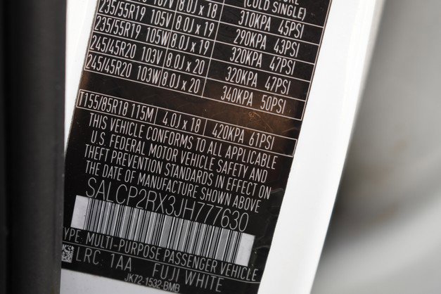 Used 2018 Land Rover Discovery Sport SE image 33