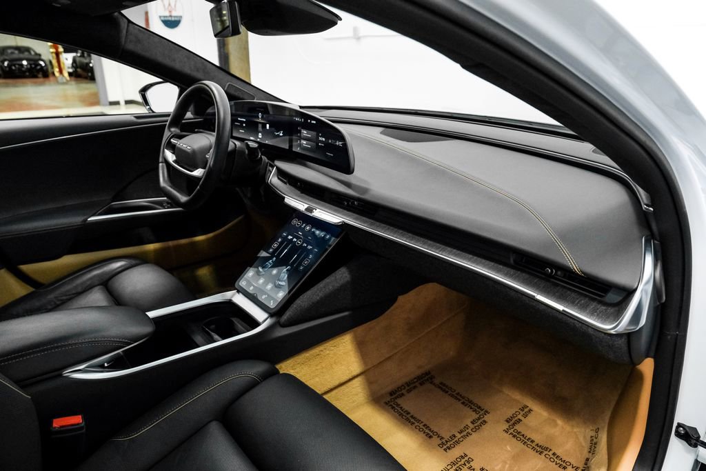Used 2024 Lucid Air Touring image 19