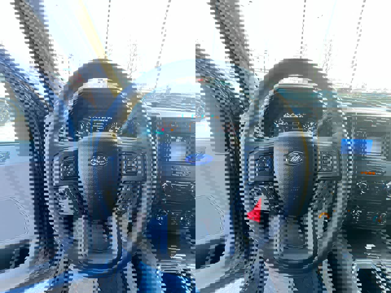 Used 2018 Ford F150 XLT w/ Trailer Tow Package image 14