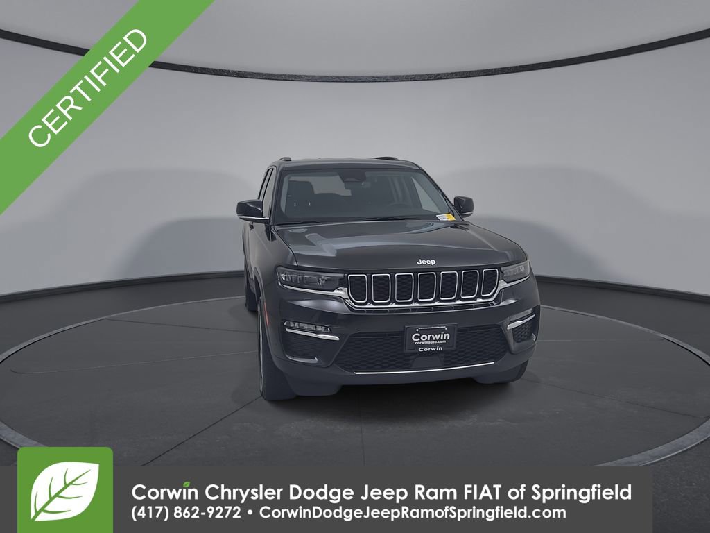 Certified 2023 Jeep Grand Cherokee Limited w/ Trailer Tow Prep Group (B) image 4