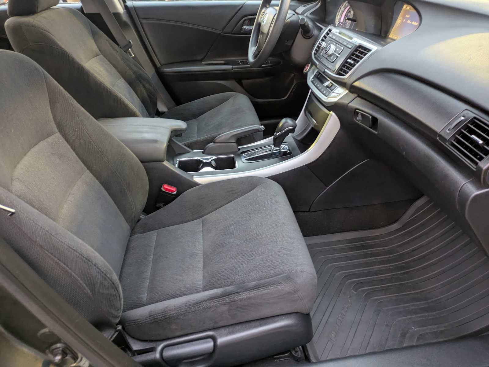 Used 2013 Honda Accord EX image 21