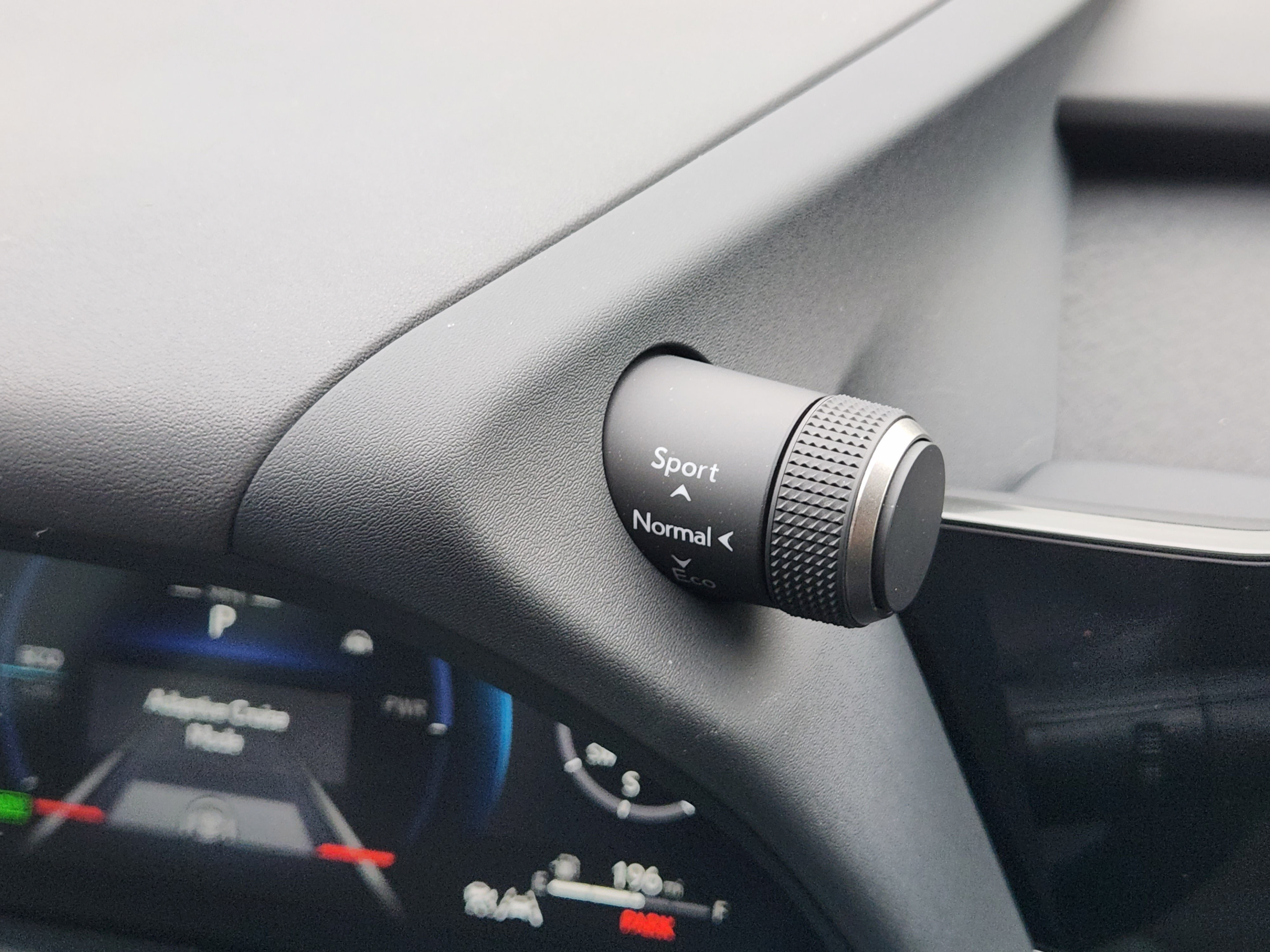 Used 2025 Lexus UX 300h FWD w/ Accessory Package (Z1) image 26