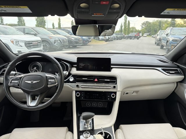 Used 2025 Genesis G70 2.5T AWD/4WD image 19