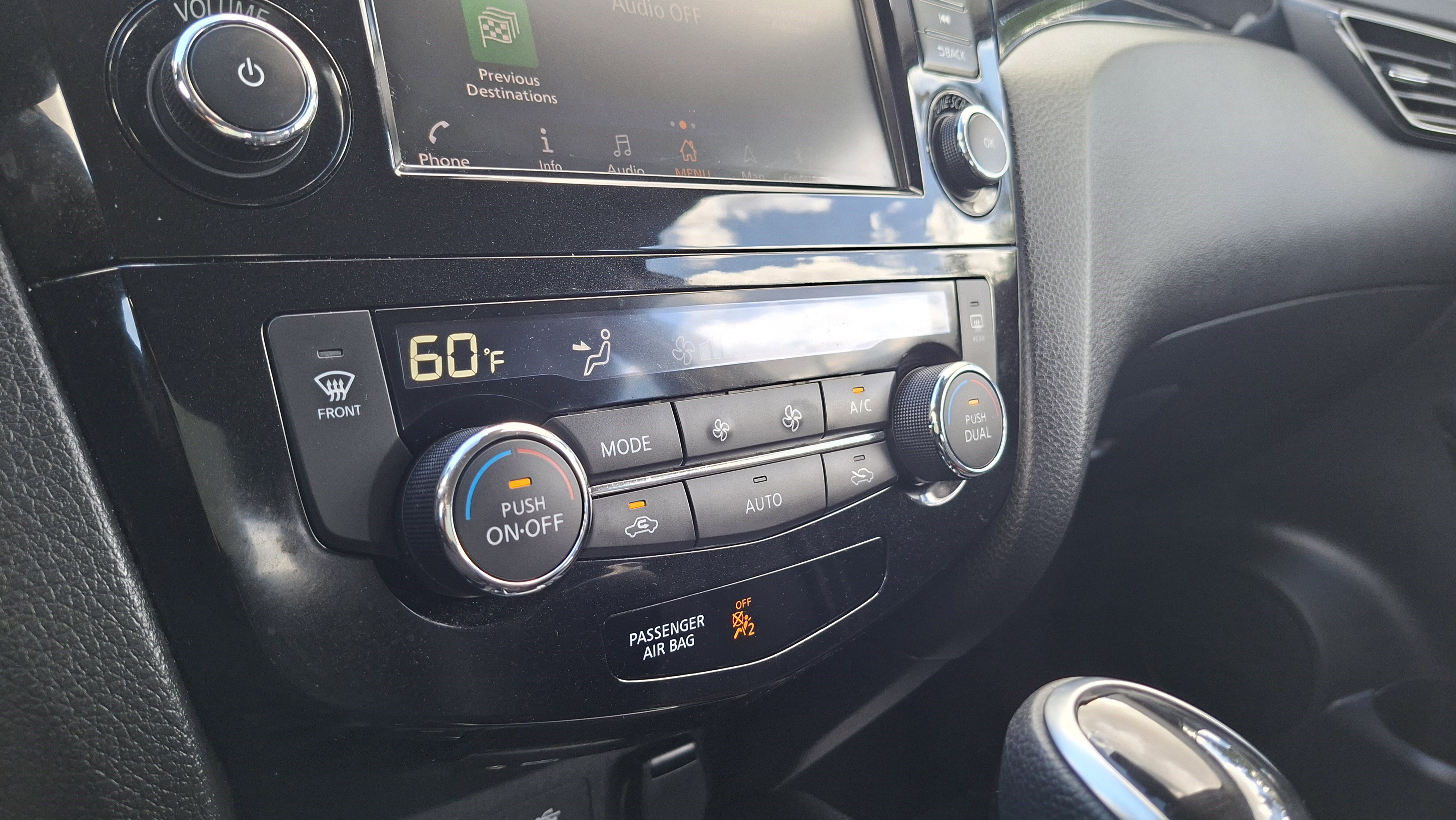 Used 2022 Nissan Rogue Sport SL AWD/4WD image 15