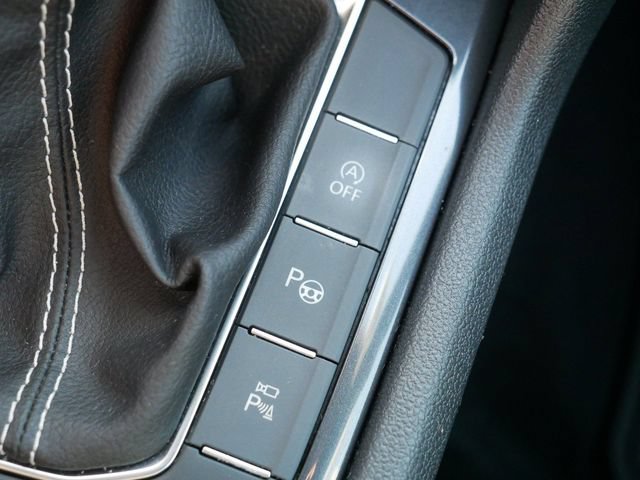 Certified 2023 Volkswagen Tiguan SEL R-Line AWD/4WD image 35