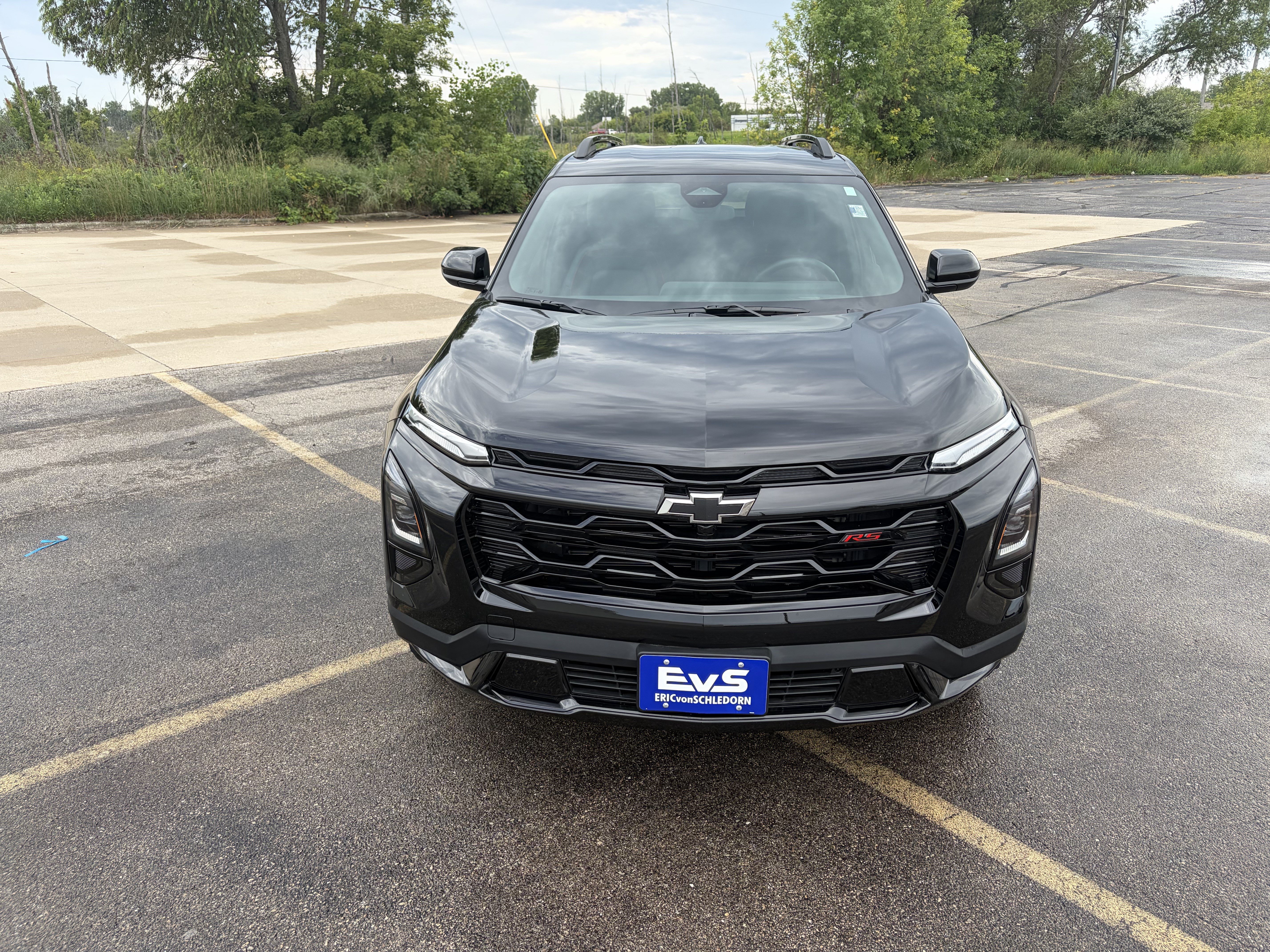 Used 2026 Chevrolet Equinox RS w/ Convenience Package III AWD/4WD image 2