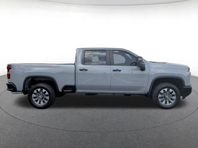 Used 2025 Chevrolet Silverado 2500 Custom AWD/4WD image 7