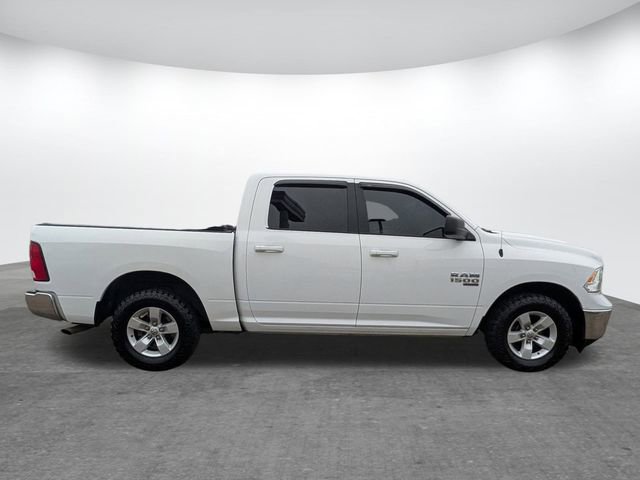 Used 2021 RAM 1500 Classic SLT image 3