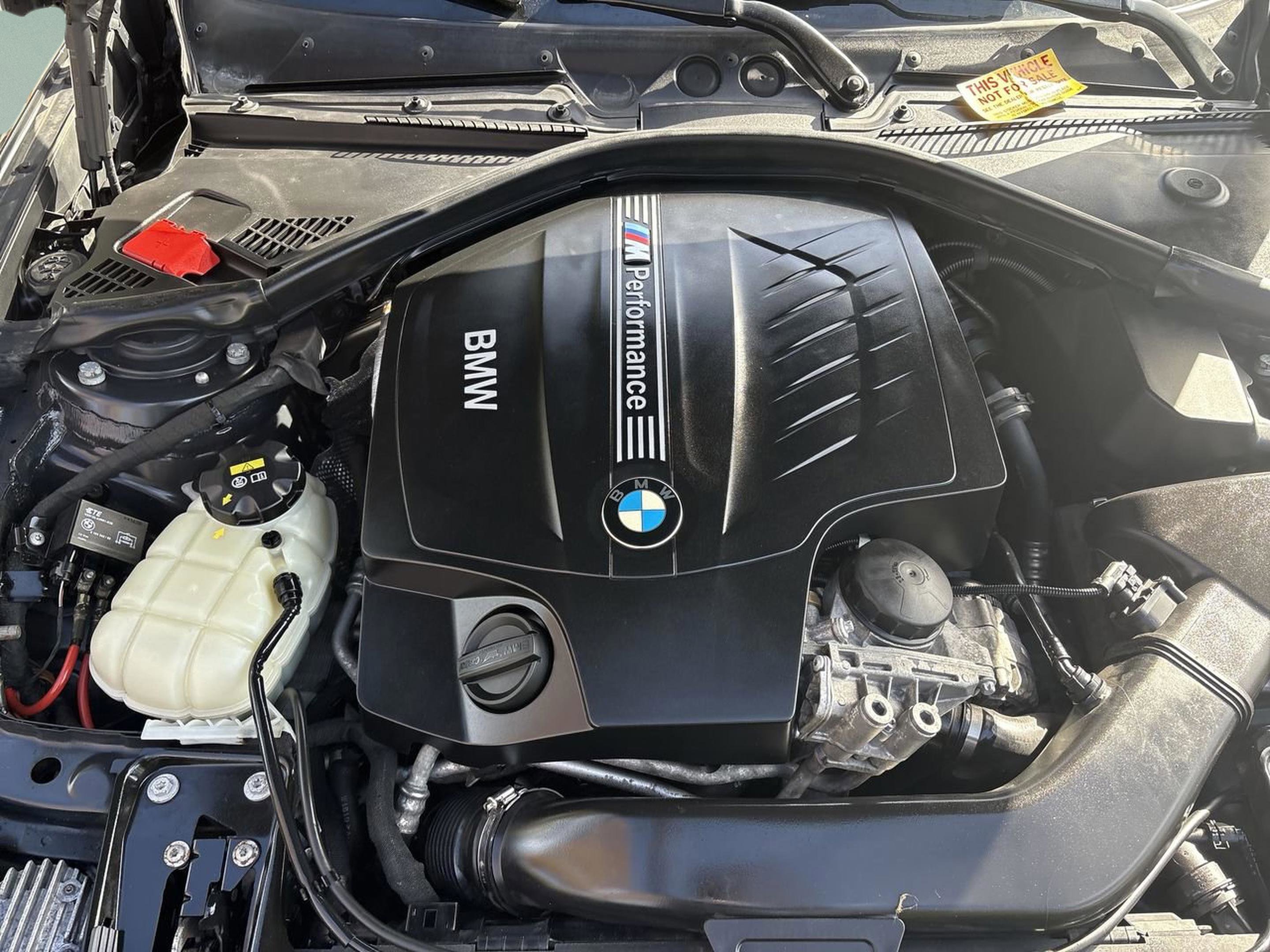 Used 2015 BMW M235i xDrive Coupe image 27