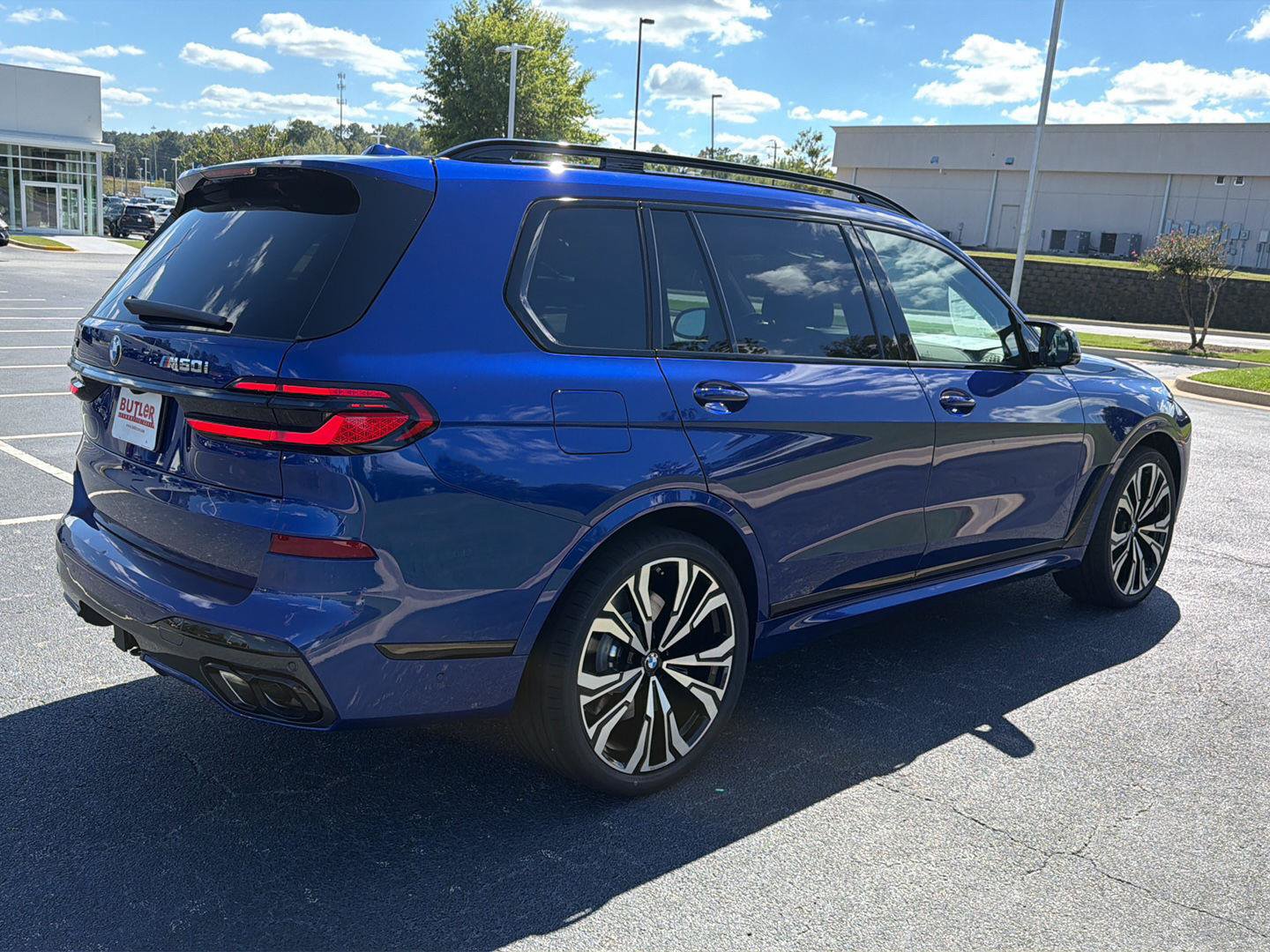 New 2027 BMW X7 M60i AWD/4WD image 6