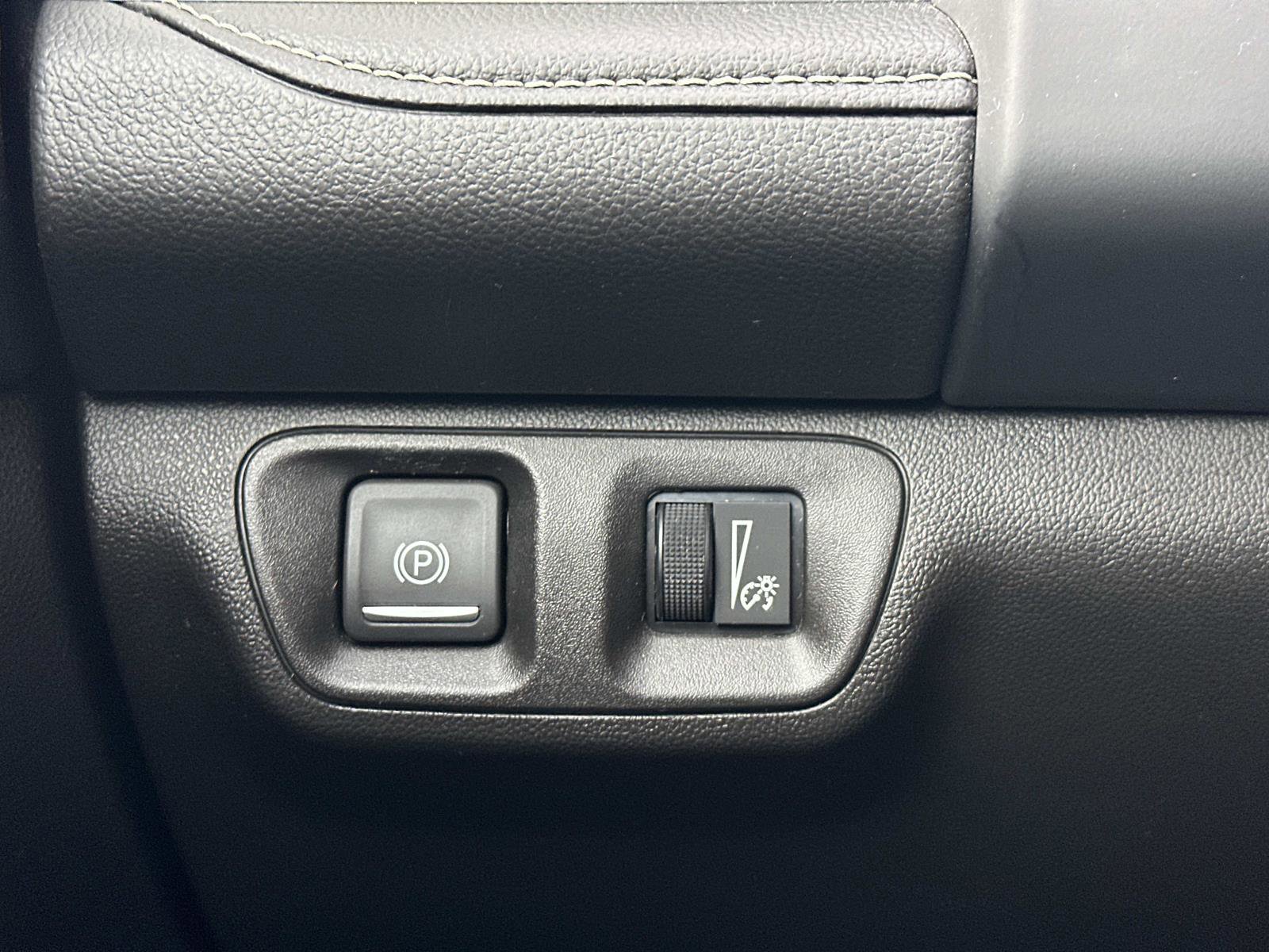 Used 2021 GMC Acadia SLT w/ Trailering Package image 27