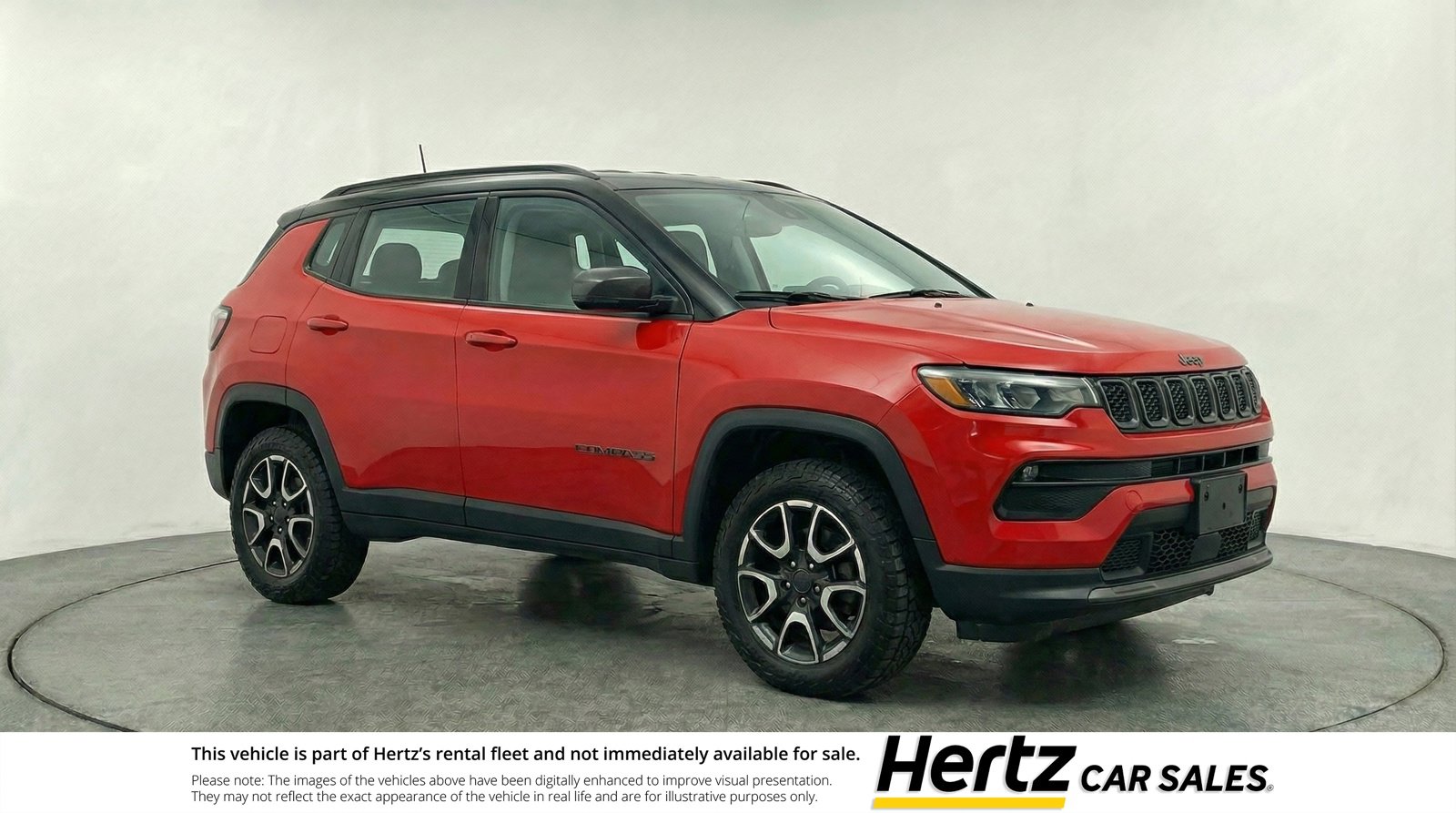 Used 2025 Jeep Compass Trailhawk AWD/4WD image 1
