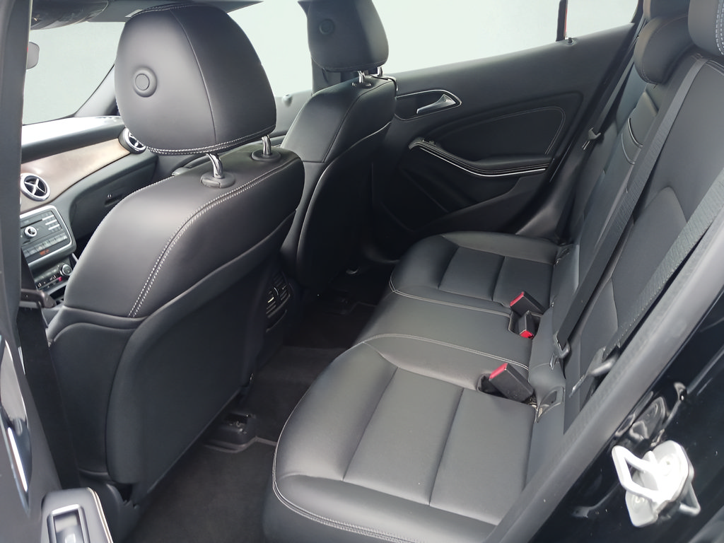 Used 2016 Mercedes-Benz GLA 250 4MATIC image 6
