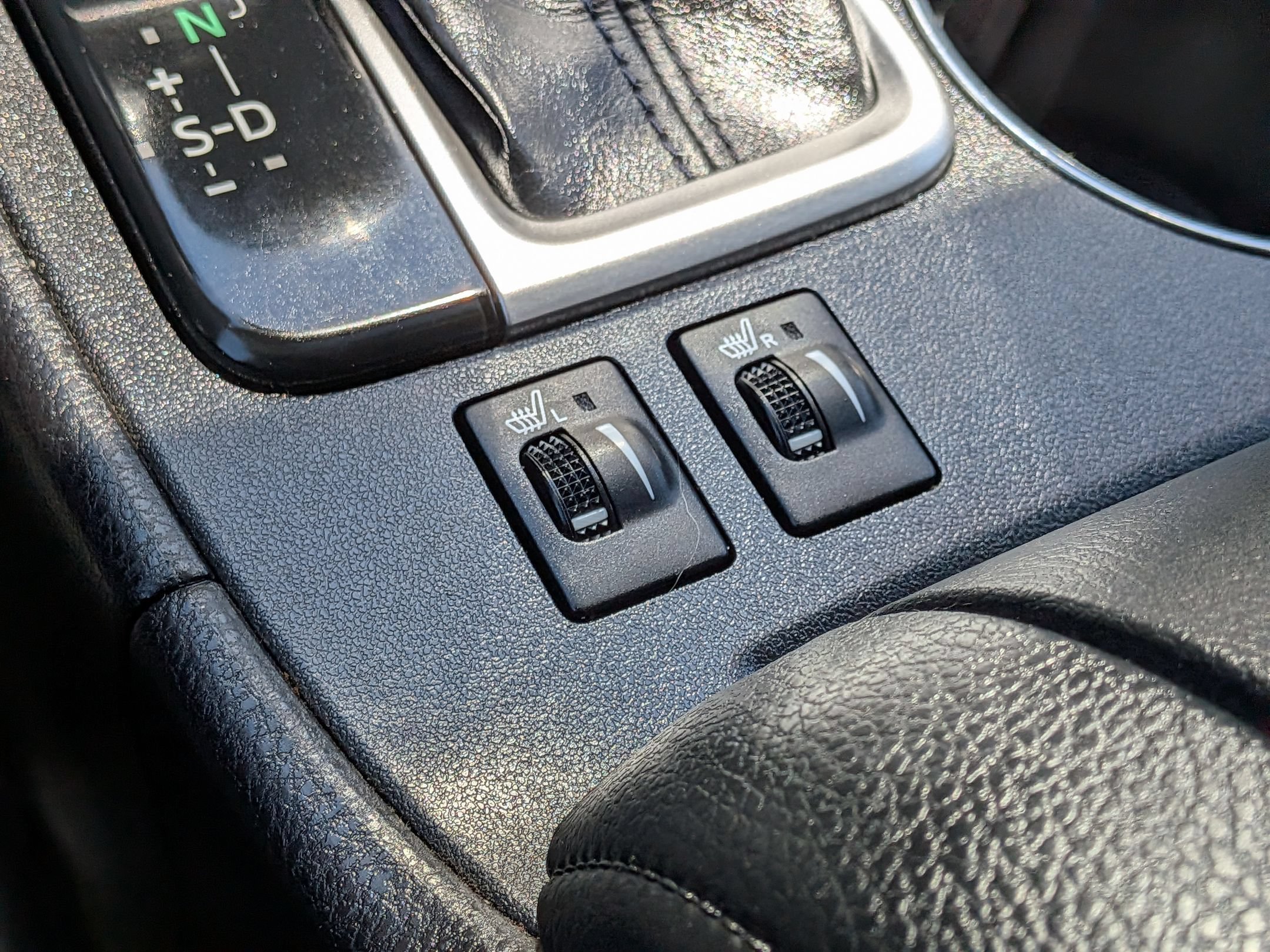 Used 2019 Toyota Highlander XLE AWD/4WD image 21