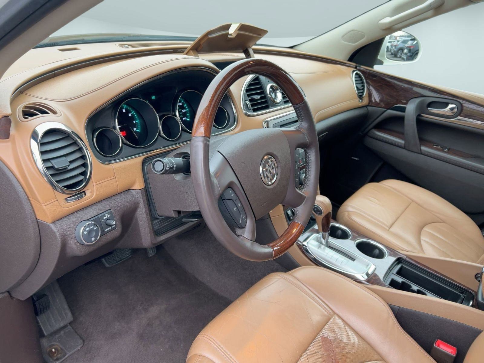Used 2014 Buick Enclave Leather image 4