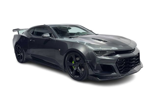 Used 2018 Chevrolet Camaro SS image 7