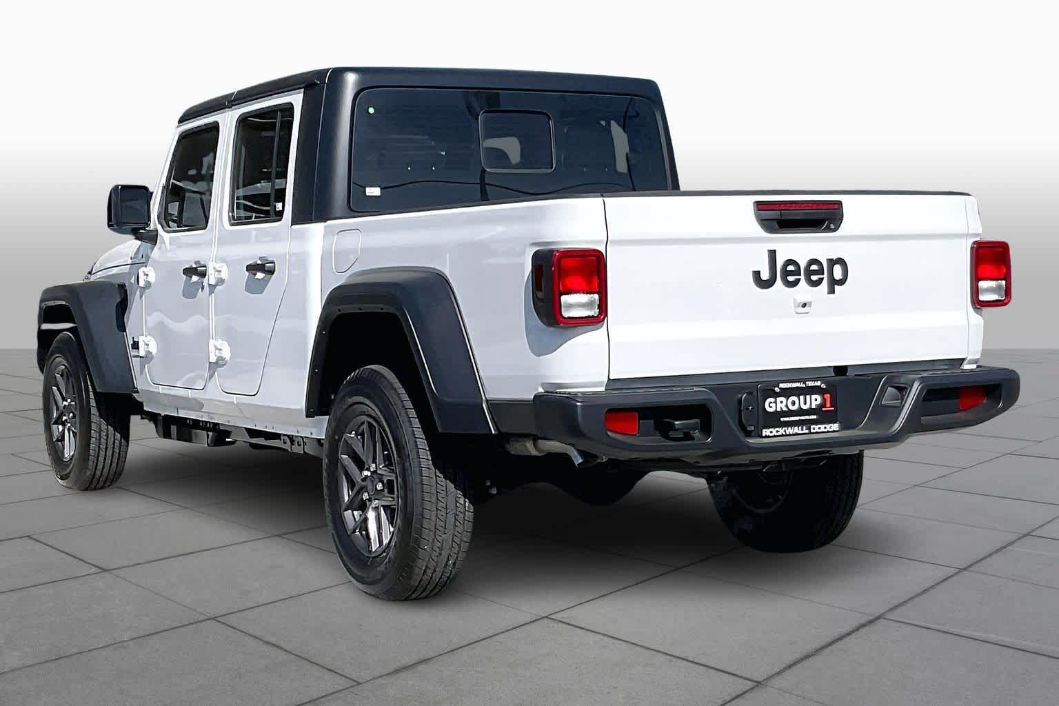 New 2026 Jeep Gladiator Sport AWD/4WD image 9