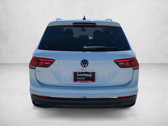 Used 2022 Volkswagen Tiguan SE FWD image 7