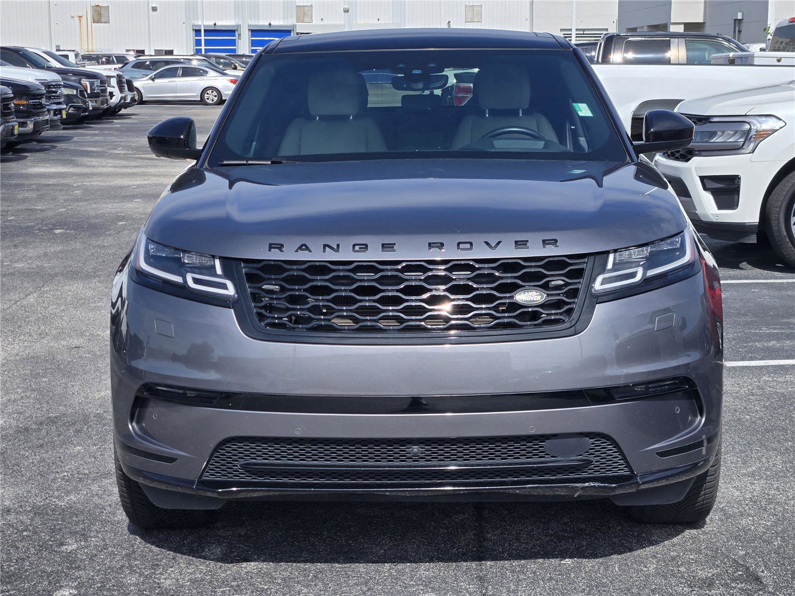 Used 2019 Land Rover Range Rover Velar S AWD/4WD image 2