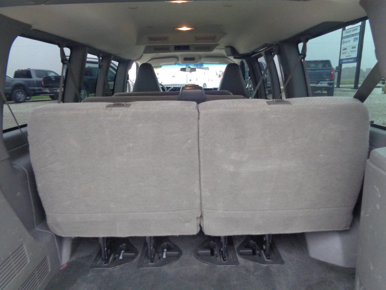 Used 2017 GMC Savana 3500 LT w/ LT Preferred Equipment Group image 55
