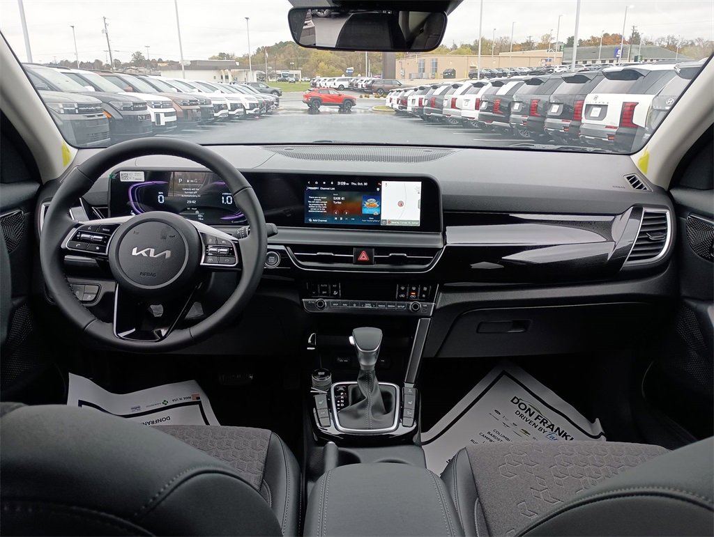 New 2026 Kia Seltos S image 10