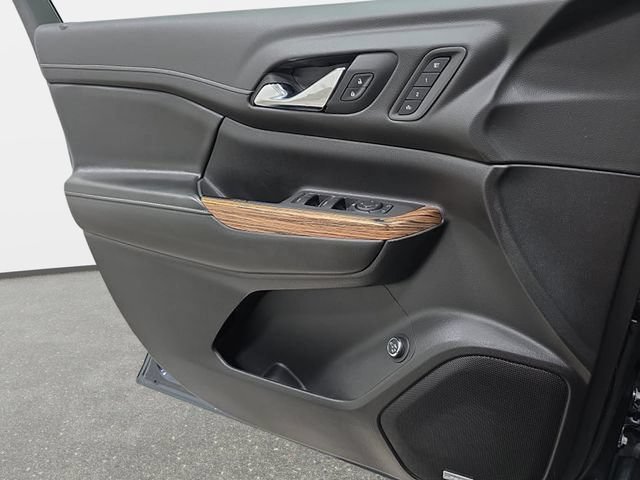 Used 2019 GMC Acadia Denali w/ Technology Package AWD/4WD image 25