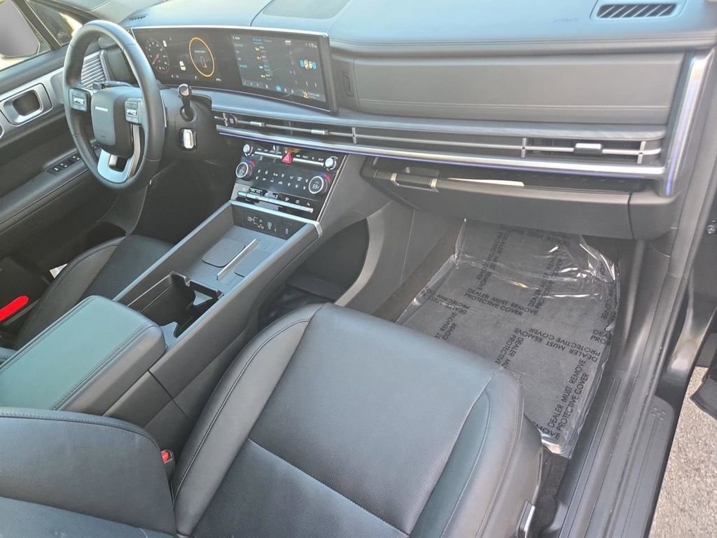 Used 2025 Hyundai Santa Fe Limited image 29
