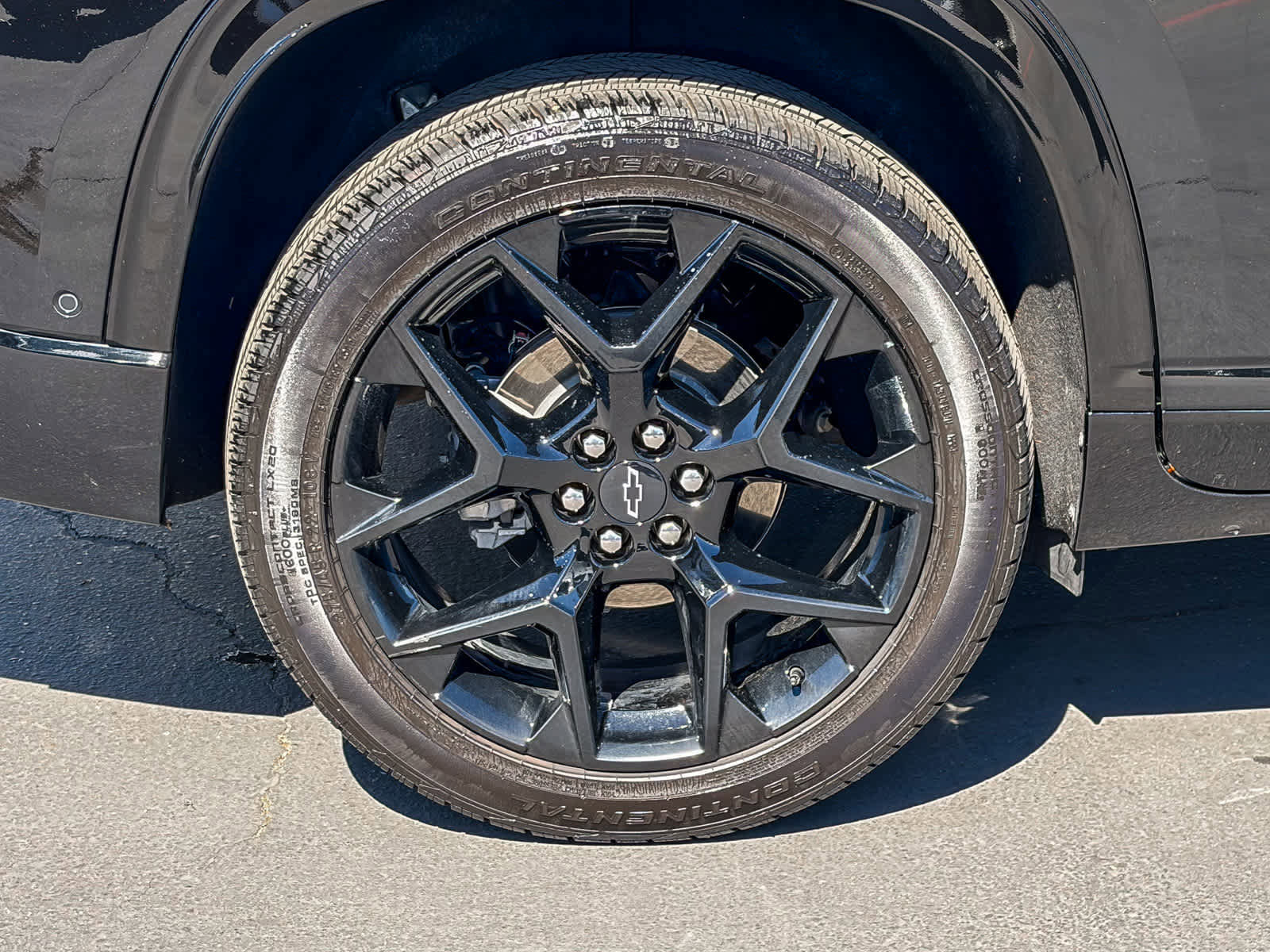 Used 2024 Chevrolet Traverse RS w/ LPO, Floor Liner Package image 10