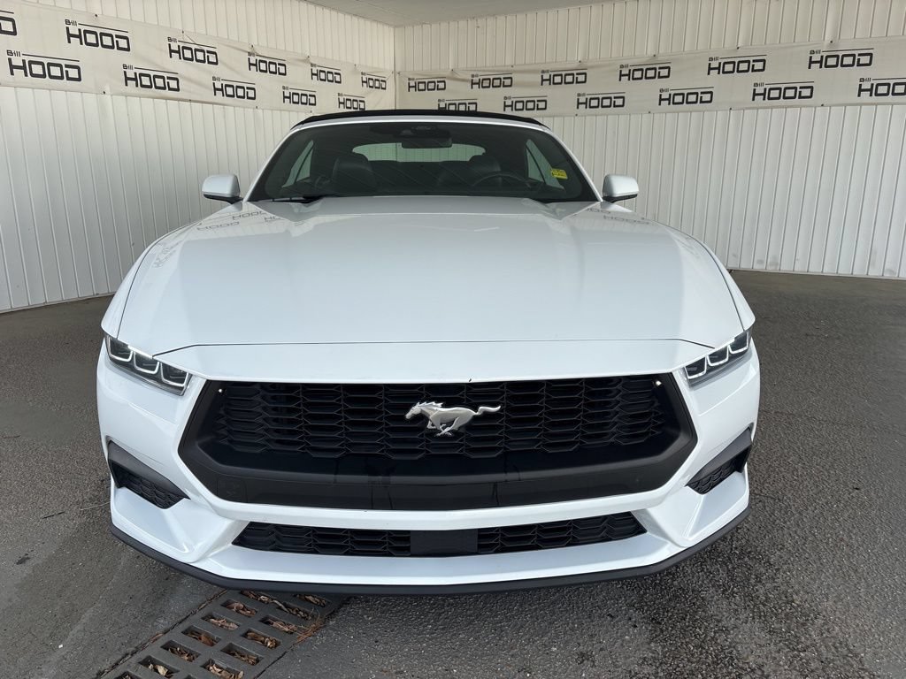 Used 2025 Ford Mustang Premium RWD image 20