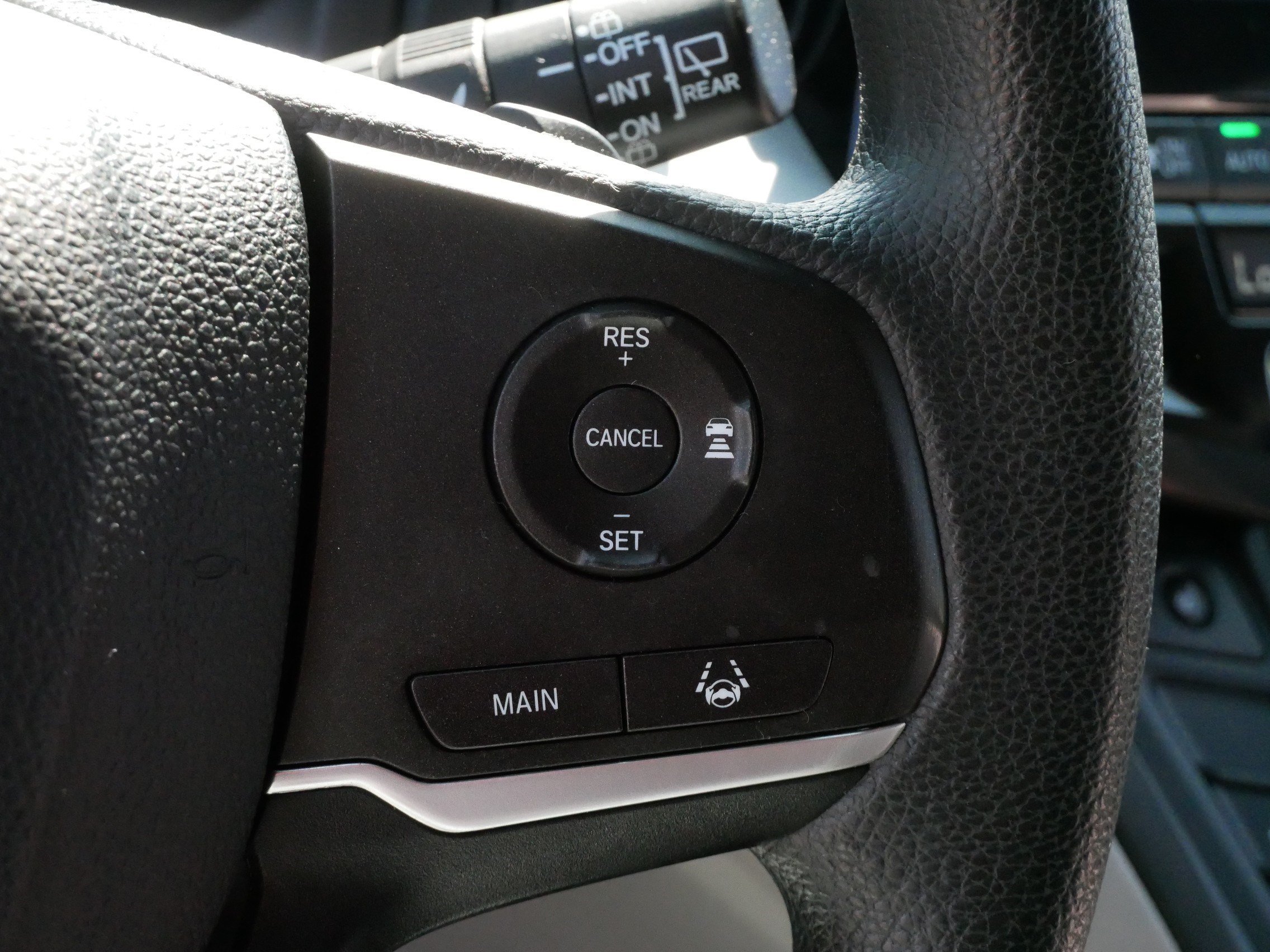 Certified 2018 Honda Odyssey EX image 25