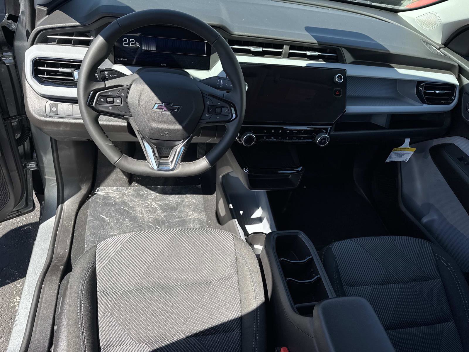 New 2027 Chevrolet Bolt LT w/ Comfort Package image 18