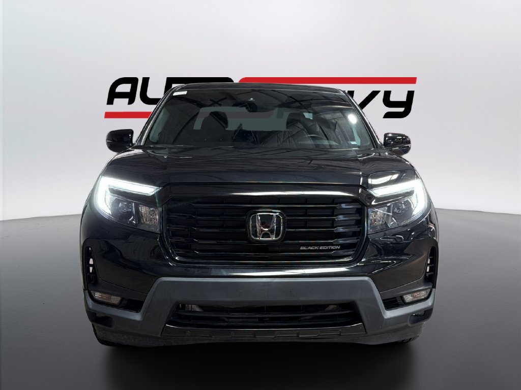 Used 2023 Honda Ridgeline Black Edition image 2