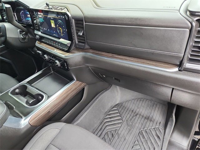 Used 2025 Chevrolet Silverado 2500 LT image 28