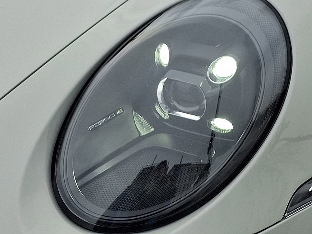 Used 2022 Porsche 911 GT3 image 11