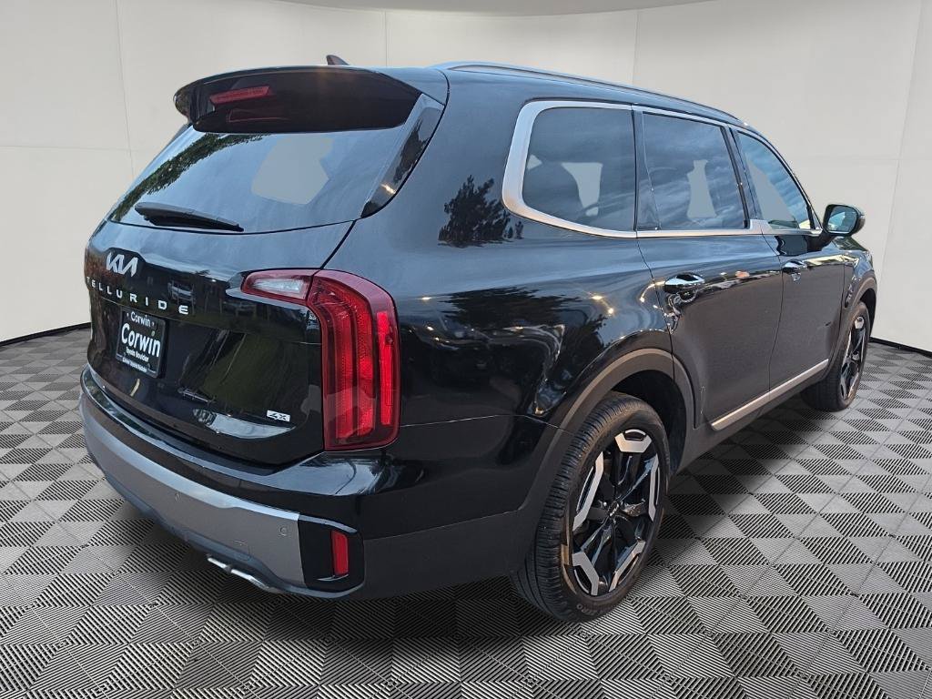 Used 2025 Kia Telluride S AWD/4WD image 7
