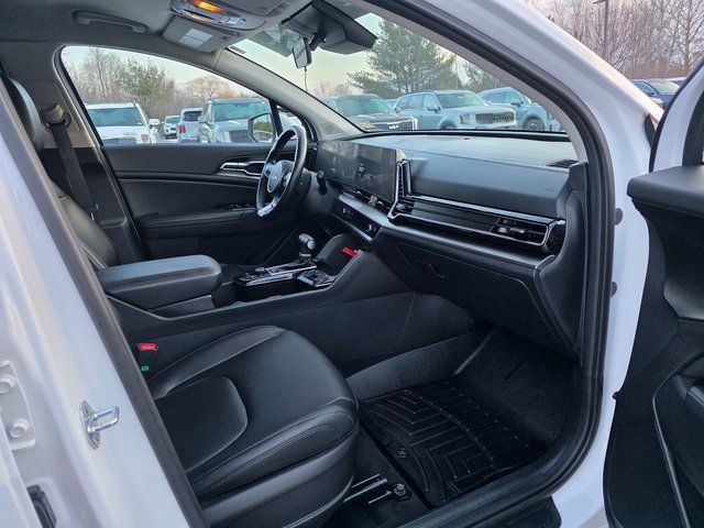 Certified 2023 Kia Sportage EX image 11