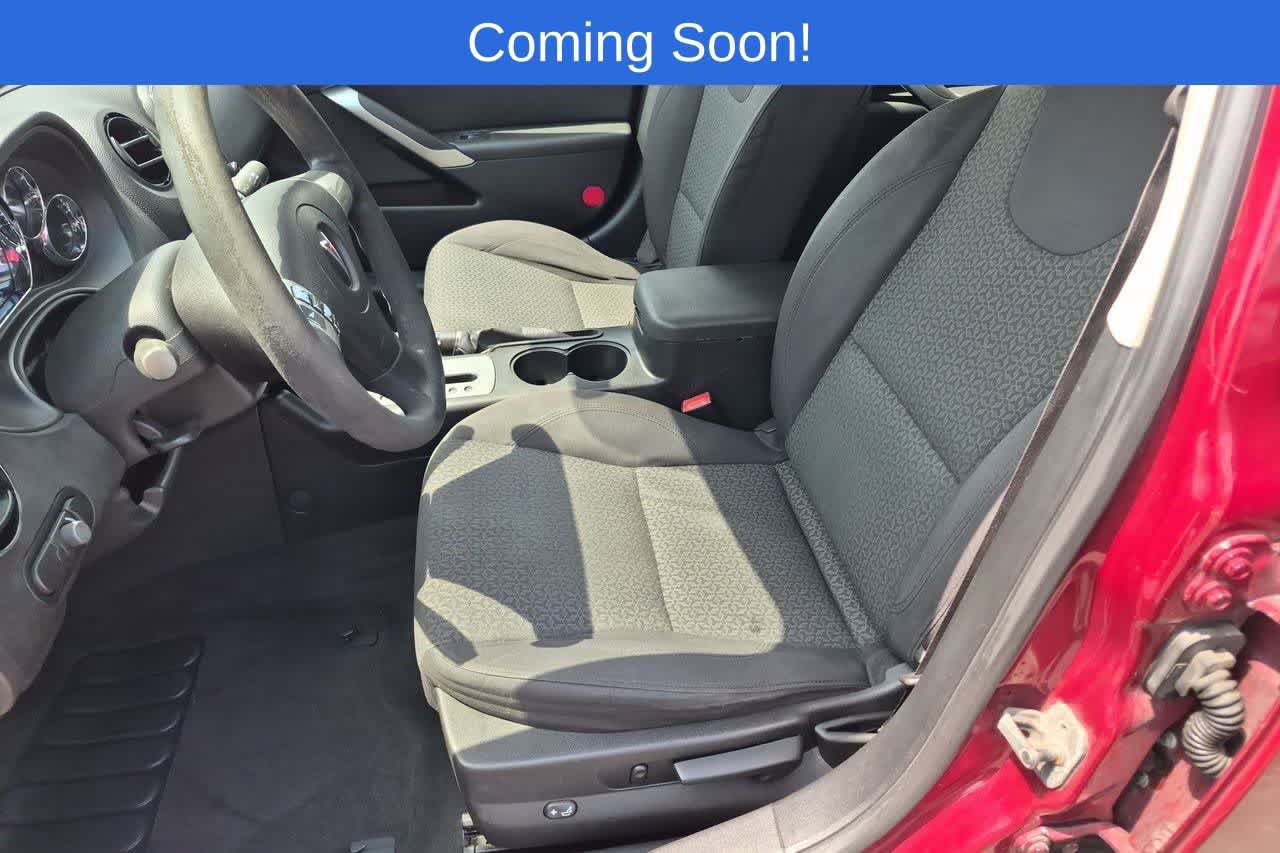 Used 2010 Pontiac G6 Sedan FWD image 15