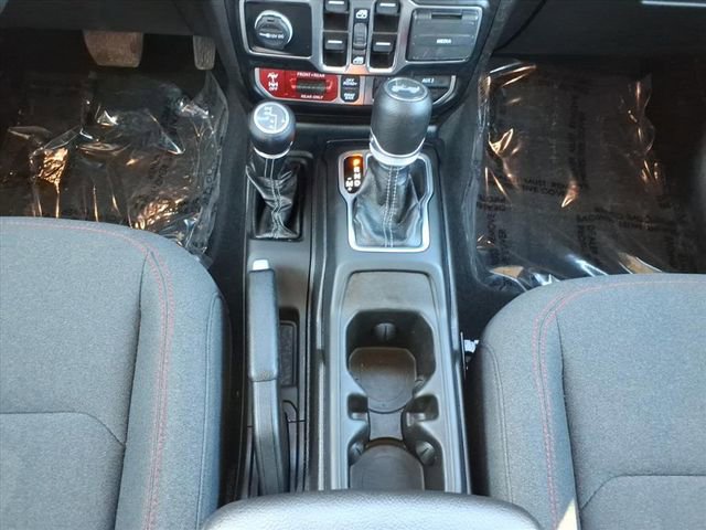 Used 2025 Jeep Wrangler Rubicon image 20