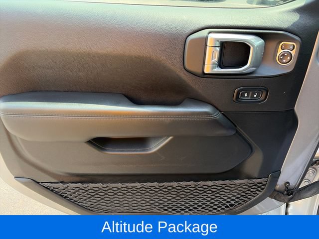 Used 2021 Jeep Wrangler Unlimited Sahara AWD/4WD image 17