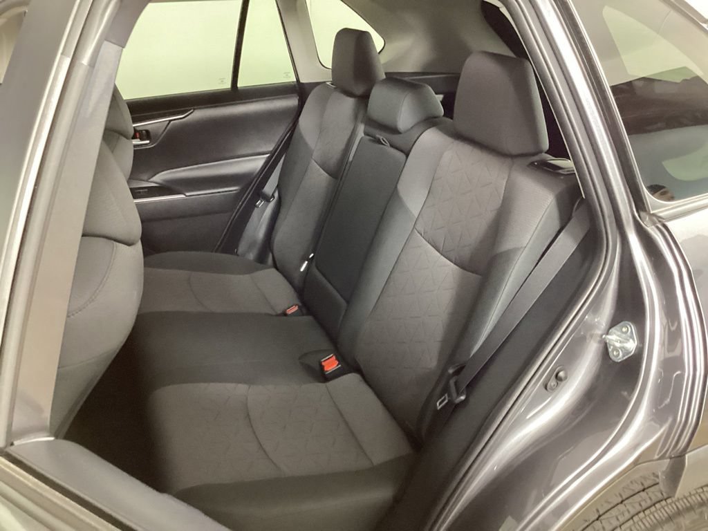 Used 2024 Toyota RAV4 XLE AWD/4WD image 30