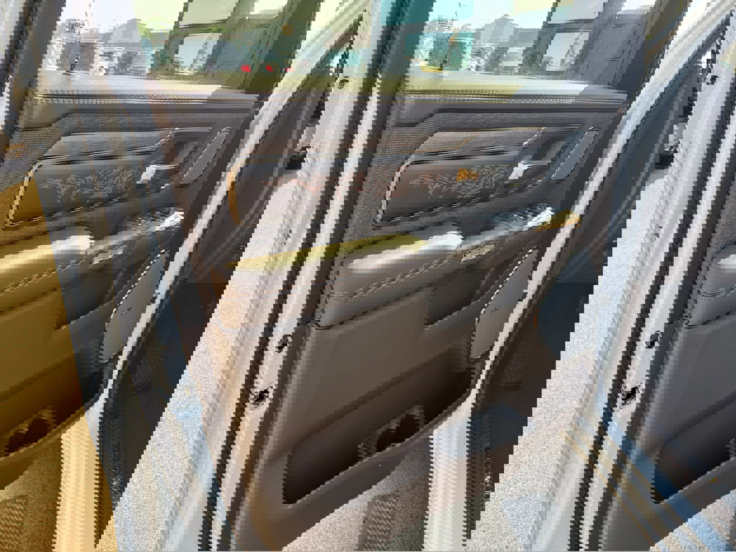 New 2025 RAM 1500 Limited image 9
