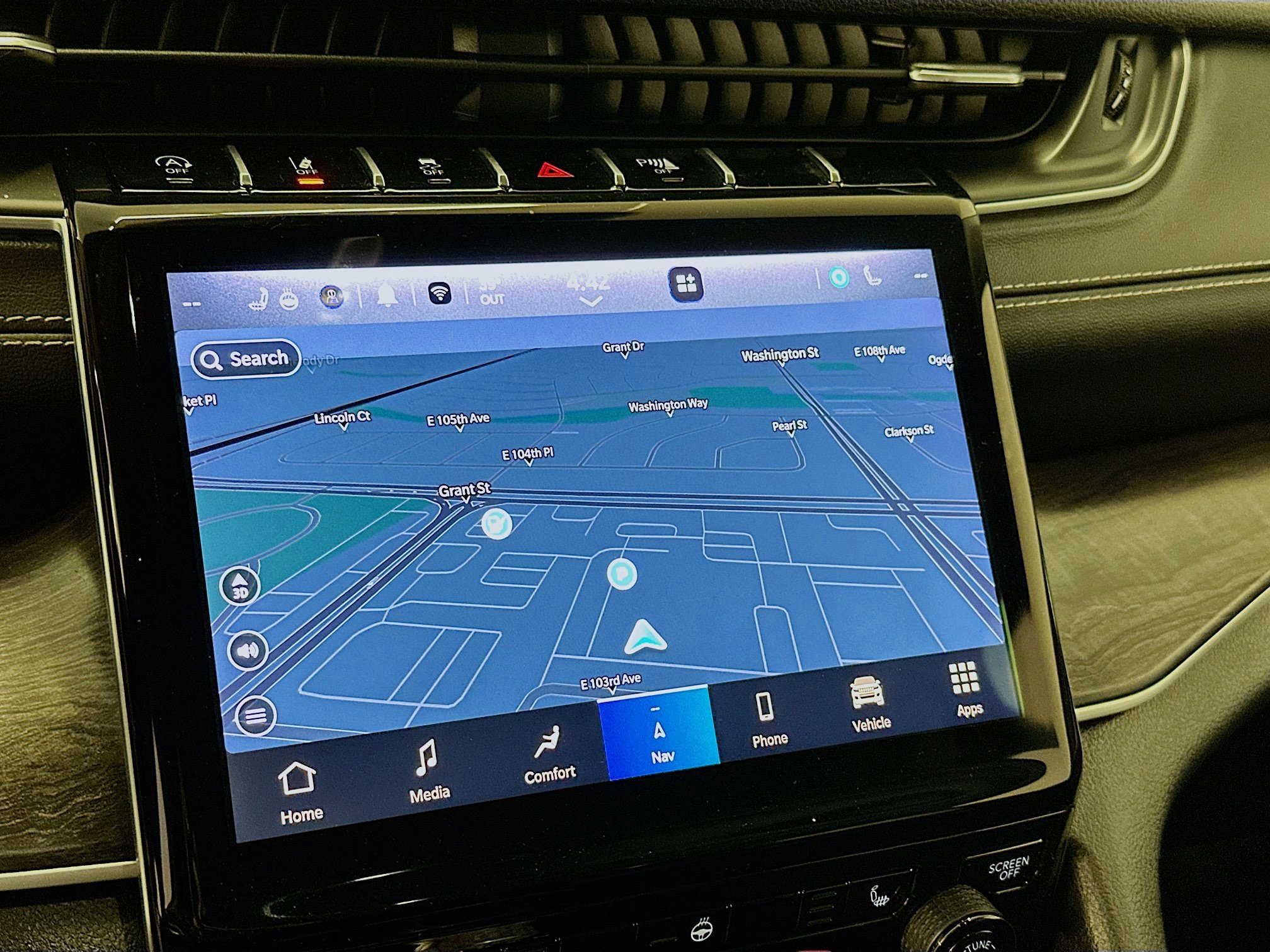 Used 2023 Jeep Grand Cherokee Limited image 22